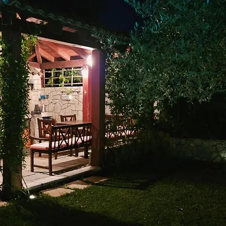 Larossa House *