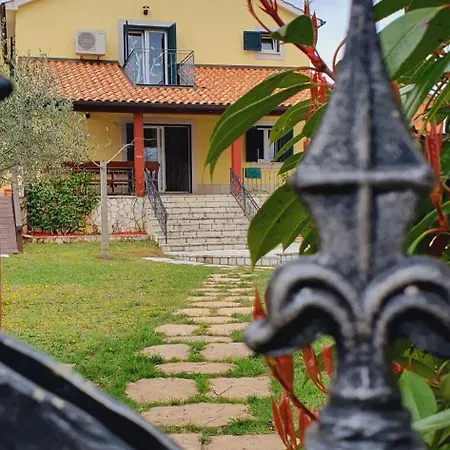 Larossa House * Dobrinj